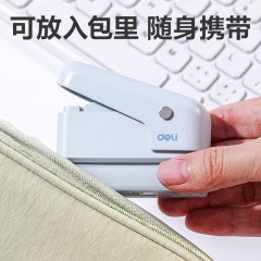 得力（deli）打孔器多孔活页装订初中生高中生a4活页纸打孔机活页夹手帐本替芯内页压孔打洞器a5活页夹孔打眼 【单手6孔】蓝色-舒适省力